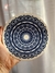 Mandala de porcelana com serigrafia na cor cobalto