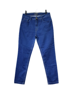 Calça jeans cigarrete MOB