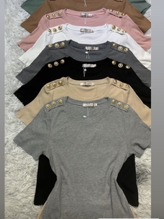 Blusa Botões Off