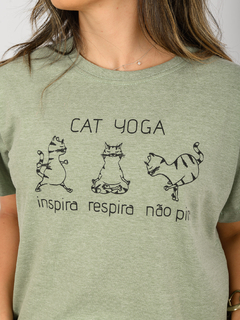 T-Shirt Cat Yoga - comprar online