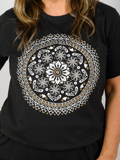 T-Shirt Mandala Flora