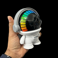 Parlante Portartil Astronauta Bluetooth Efectos Audiorítmico ALPHA - comprar online