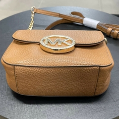 Bolsa Fulton Caramelo MK #2267 - Up Brechó Boutique - Renove Charme e Grife