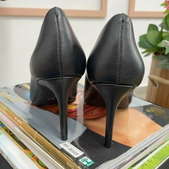 Scarpin DKNY #2425