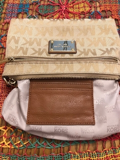 CLUTCH MICHAEL KORS NOVA na internet