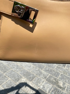 Bolsa Couro Salvatore Ferragamo na internet