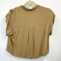 Camisa cropped Yessica #1743 - Up Brechó Boutique - Renove Charme e Grife