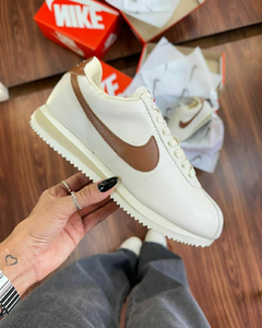 Tênis Nike Cortez - comprar online