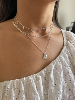 Choker estrelinhas vazadas na prata 925. na internet