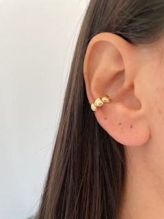 Piercing fake liso detalhado na semijoias. - comprar online