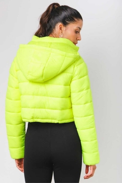 Jaqueta puffer cropped - Pri.closet