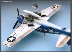 Kit Academy - F6F-3/5 Hellcat - 1:72 - 12481 en internet