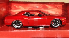 Maisto - 2008 Dodge Challenger - 31327 - 1:24 - ArtModel Modelismo