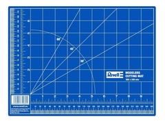 Revell - 39056 - Cutting Mat Small - (Placa de corte) 30,5 x 22,8cm - buy online