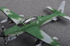 HobbyBoss - 81727 - Brazilian EMB-314 Super Tucano - 1:48 - ArtModel Modelismo