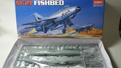 Academy - M-21 Fishbed (Mig-21) - 1:72 on internet