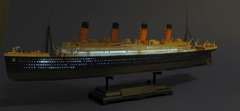 Academy - R.M.S. Titanic Led Set - 1:700 on internet