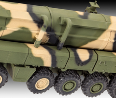 Image of Revell - Topol SS-25 Sickle - 03303 - 1:72