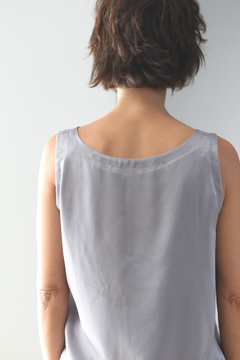 Musculosa Tania Gris Cemento - comprar online