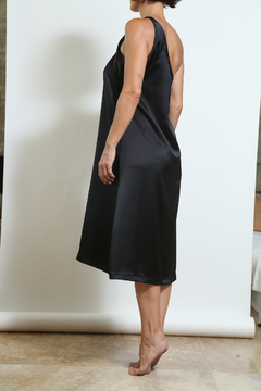 Vestido Milenka satin negro - Plotka