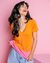 Camiseta Gola V Bicolor - Laranja Vibrante com Rosa Chiclete na internet