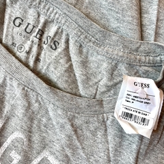 Tee Cropped Cinza NOVA - Guess - Fridaria Second Hand Store