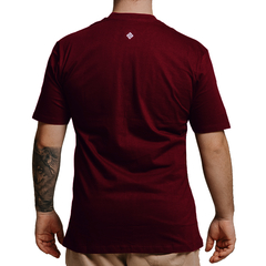 Camiseta Masculina Básica Mabe Bordô - comprar online