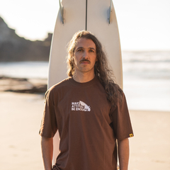 Camiseta Masculina Surfer Mabe Marrom - comprar online