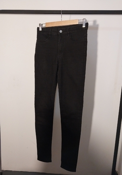 JEAN NEGRO H&M 38