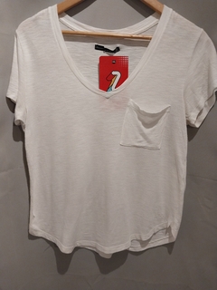 REMERA BLANCA ABERCROMBIE XS - comprar online