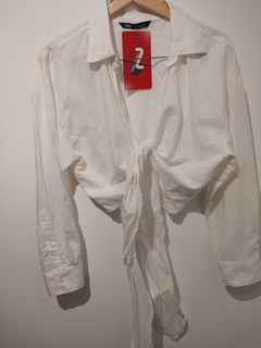 CAMISA BLANCA CRUZADA ZARA XL