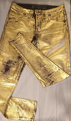 PANTALON DORADO MARIA VAZQUEZ 29