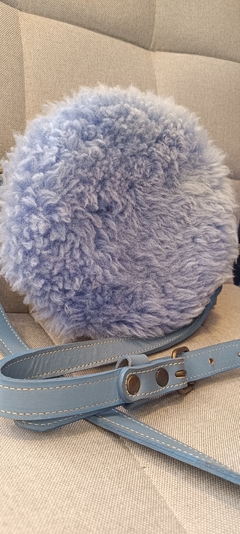 CARTERA CELESTE PELUCHE