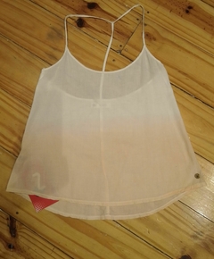 MUSCULOSA BLANCA Y ROSA MUAA 40