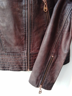 CAMPERA CUERO MARRON en internet