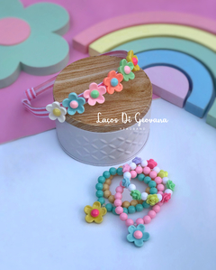 Kit tiara flor + pulseiras