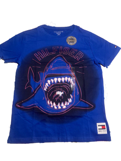 Camiseta Tommy Hilfiger Azul com estampa Tubarão