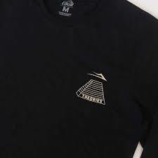 Camiseta Manga Longa Lakai Theories Pyramid Preto - 518165 - loja online