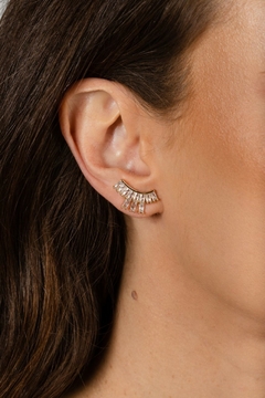 Brinco Ear Cuff Zircônias Cristal na internet