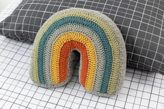 Almofada Crochê Arco-Iris na internet