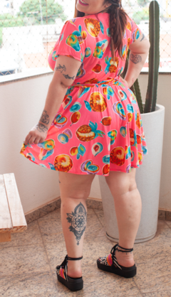 Vestido Curto Rosa Neon na internet