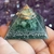 Orgonite Pirâmide Quartzo Verde e Esmeralda para Saúde