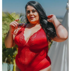 Body Selena - vermelho na internet