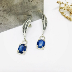 Aros largos con Cianita Azul