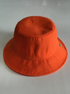 CHAPÉU BUCKET HAT na internet