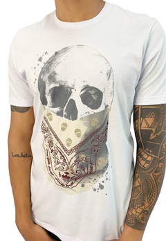 CAMISETA CAVEIRA MASCARADA