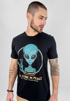 CAMISETA ALIEN PEACE