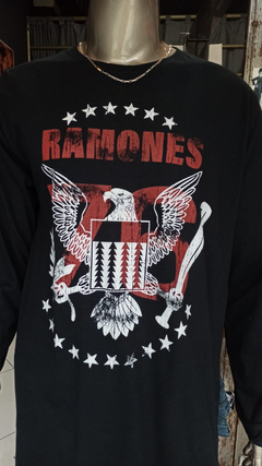 CAMISETA DE BANDA - MANGA LONGA - RAMONES na internet