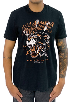 CAMISETA PRIMITIVE