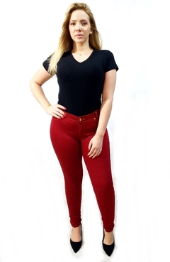 Calça jeans feminina plus size Skinny cintura alta com lycra - comprar online